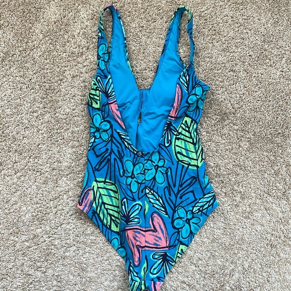 One piece aerie swimsuit - size S long - Picture 2 of 3